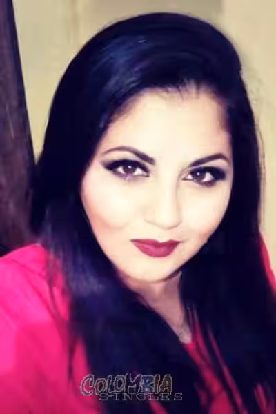 Finding Love: Understanding the World of Mexican Singles Women