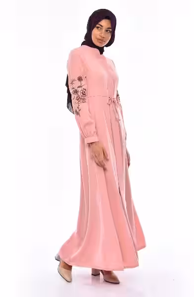 What Are Abayas? Understanding a Symbol of Modesty and Identity